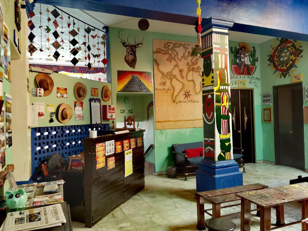 The Roof Backpackers Hotel Guadalajara Kültér fotó