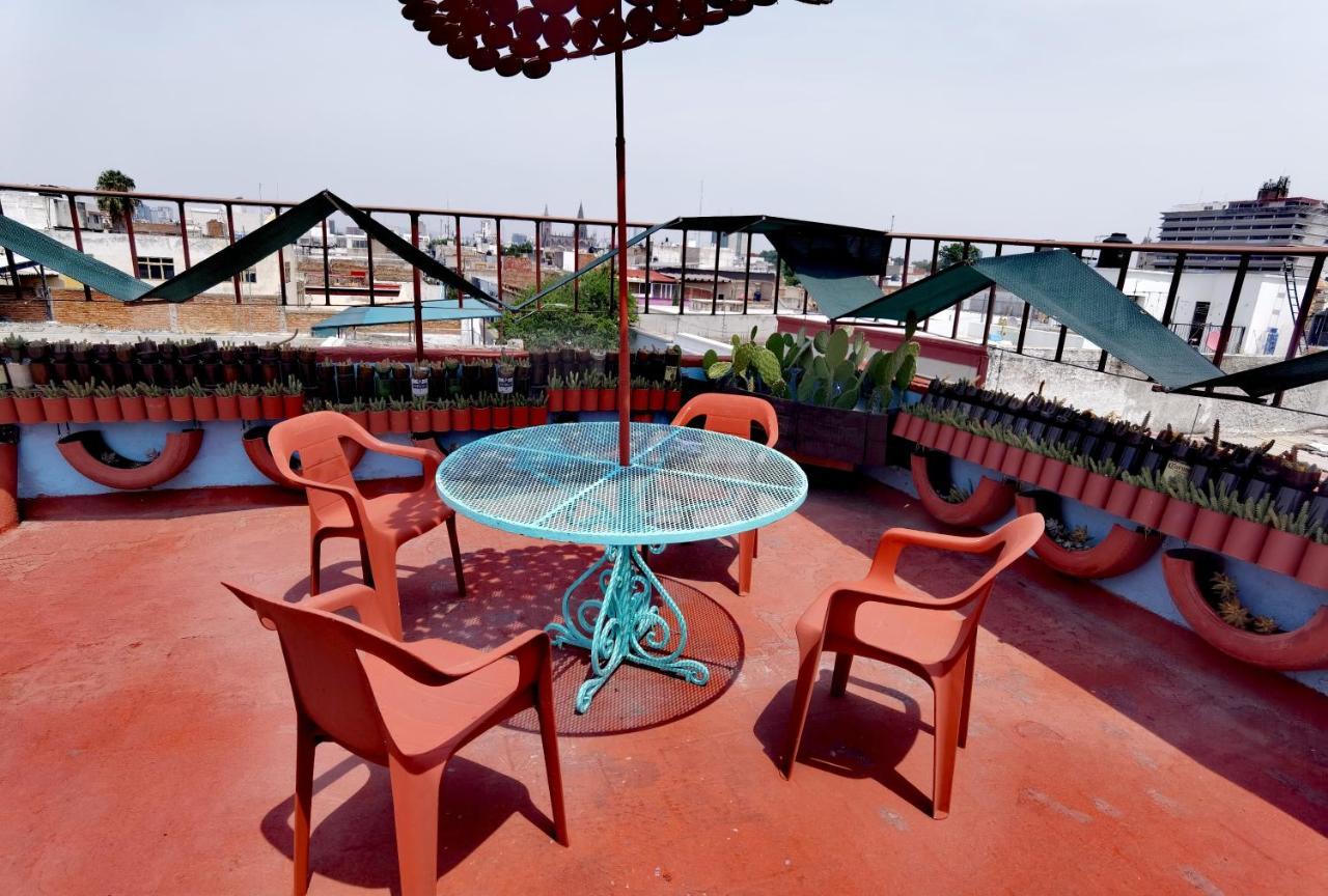 The Roof Backpackers Hotel Guadalajara Kültér fotó