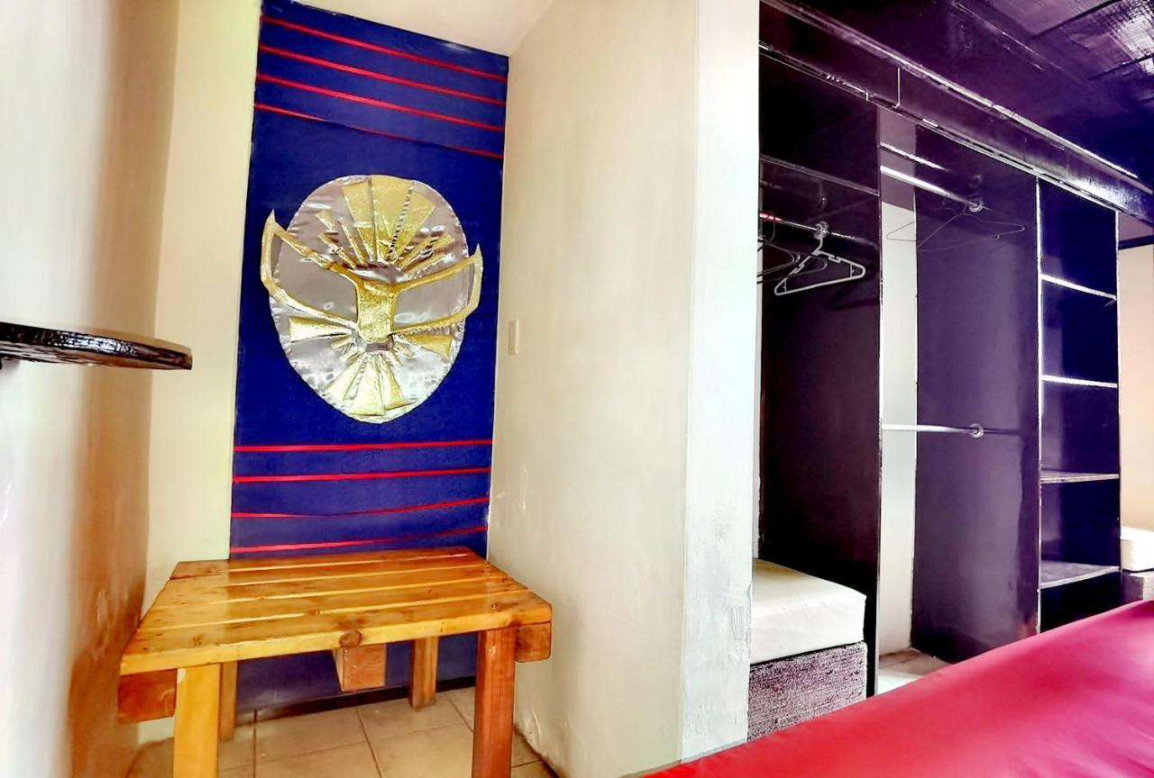 The Roof Backpackers Hotel Guadalajara Kültér fotó